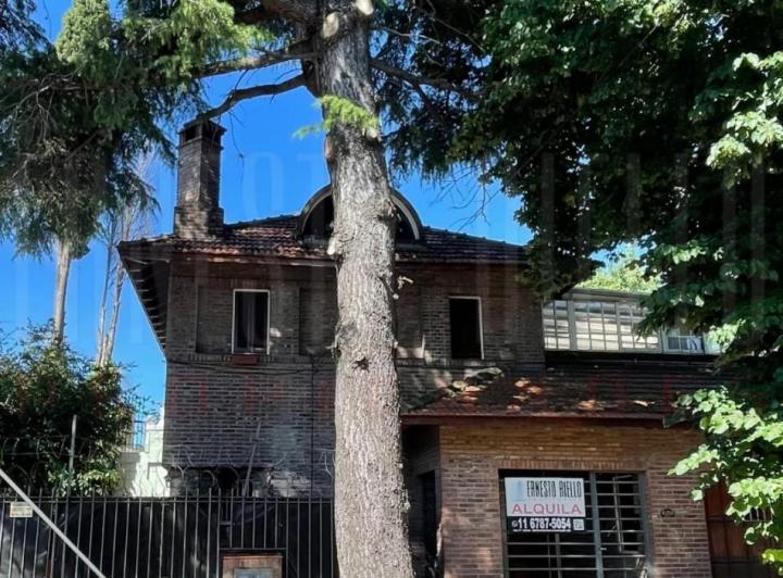 Casa · 199m² · 3 Ambientes · 1 Cochera