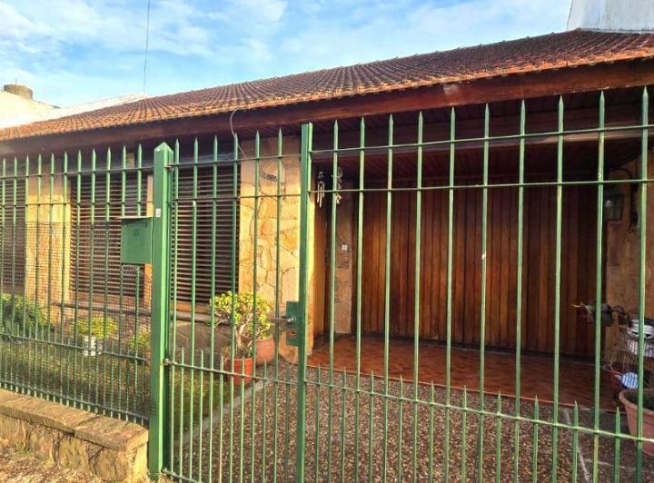Casa · 94m² · 3 Ambientes · 2 Cocheras