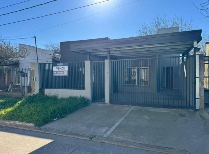 Casa · 107m² · 3 Ambientes · 1 Cochera