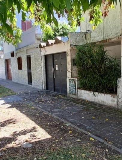 Casa · 80m² · 4 Ambientes · 1 Cochera