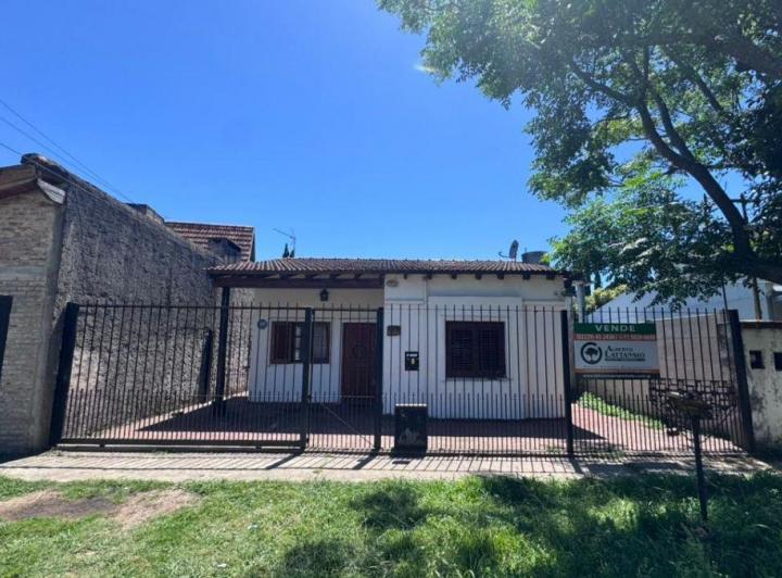 Casa · 120m² · 3 Ambientes · 1 Cochera