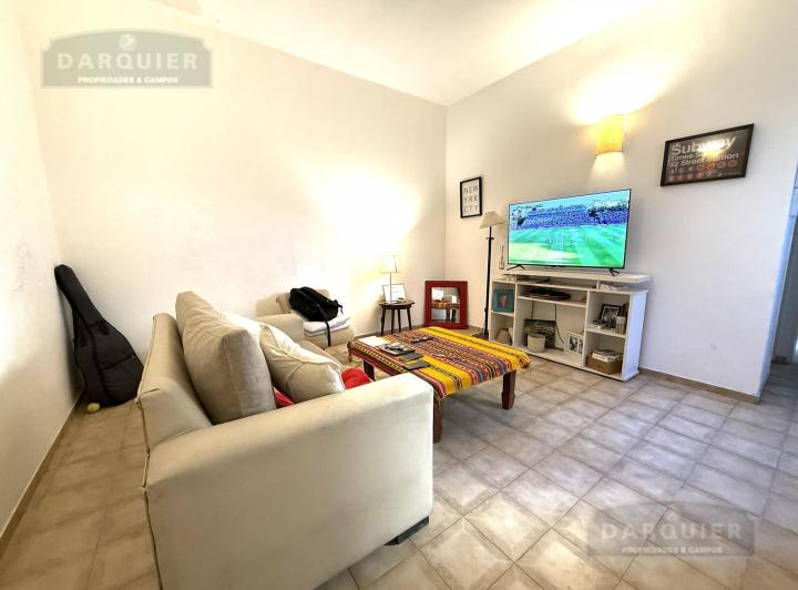 Casa · 48m² · 2 Ambientes · 1 Cochera
