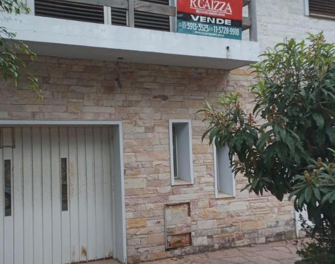 Casa · 150m² · 3 Ambientes · 2 Cocheras