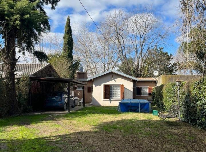 Casa · 65m² · 3 Ambientes · 3 Cocheras
