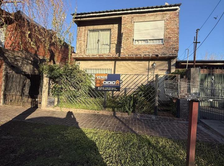 Casa · 60m² · 3 Ambientes · 1 Cochera