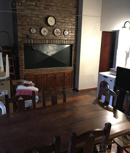 Casa · 222m² · 3 Dormitorios