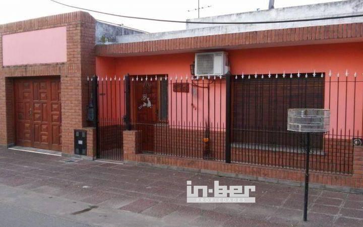 Casa · 80m² · 3 Ambientes · 1 Cochera