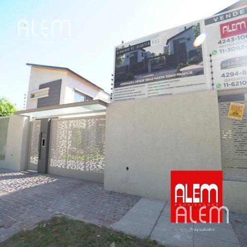 Casa · 87m² · 3 Ambientes · 1 Cochera