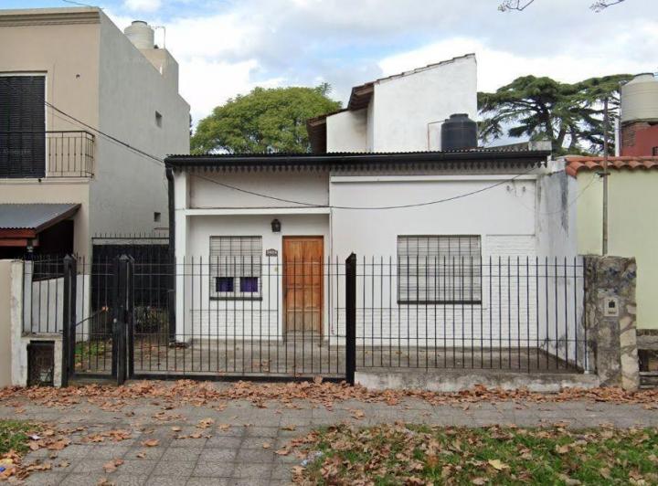 Casa · 130m² · 4 Ambientes · 1 Cochera