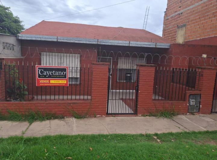Casa · 103m² · 3 Ambientes · 1 Cochera