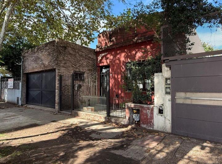 Casa · 200m² · 4 Ambientes · 1 Cochera