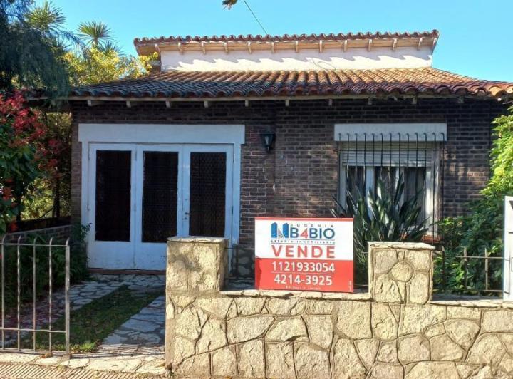 Casa · 179m² · 4 Ambientes · 2 Cocheras