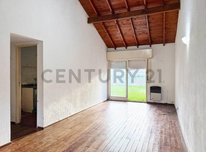 Casa · 78m² · 3 Dormitorios · 1 Cochera