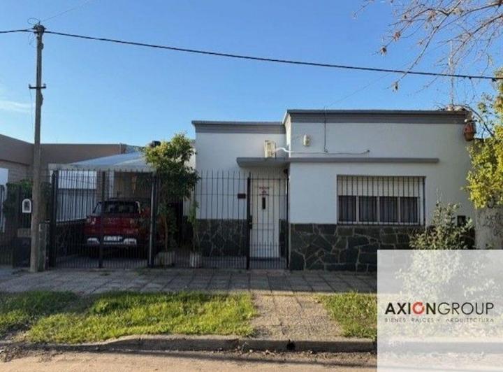 Casa · 100m² · 3 Ambientes · 1 Cochera