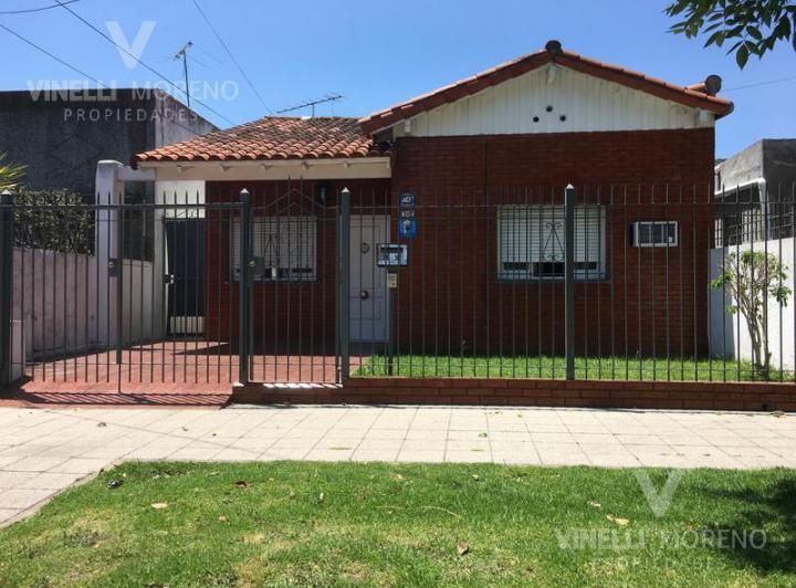 Casa · 205m² · 4 Ambientes · 1 Cochera