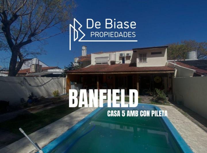 Casa · 1m² · 5 Ambientes · 1 Cochera