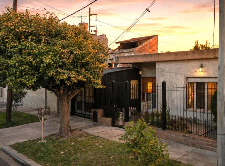 Casa · 95m² · 3 Ambientes · 1 Cochera