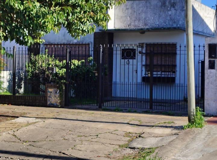 Casa · 325m² · 3 Ambientes