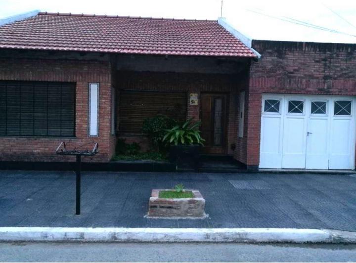 Casa · 120m² · 3 Ambientes · 1 Cochera