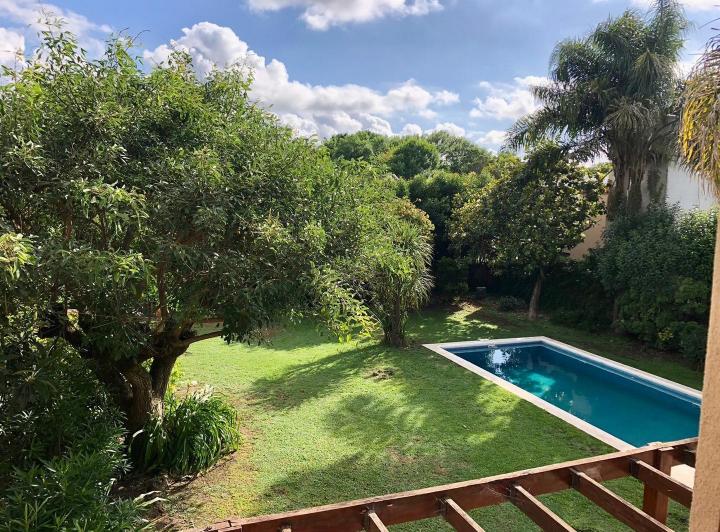 Casa · 309m² · 4 Ambientes · 3 Cocheras