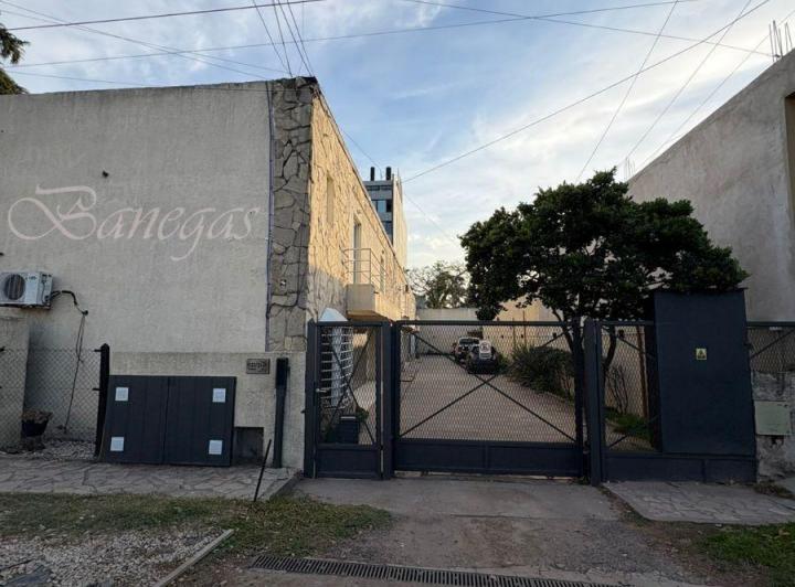 Casa · 90m² · 3 Ambientes · 1 Cochera