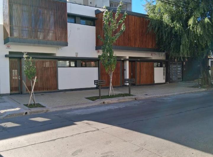 Casa · 106m² · 4 Ambientes · 1 Cochera