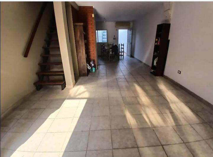 Casa · 80m² · 3 Ambientes · 1 Cochera