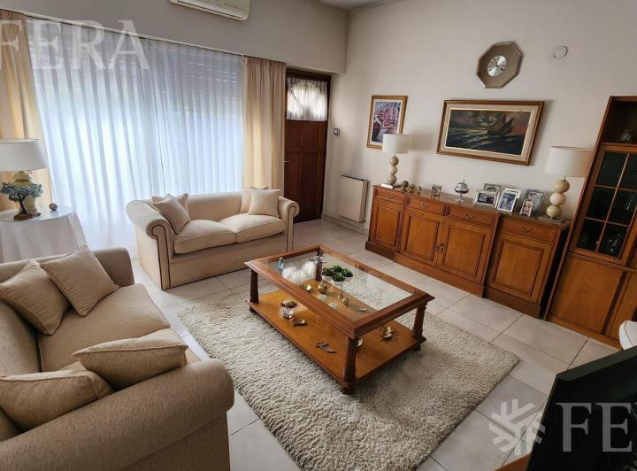 Casa · 100m² · 3 Ambientes · 1 Cochera