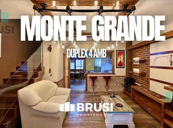 Casa · 121m² · 4 Ambientes · 2 Cocheras