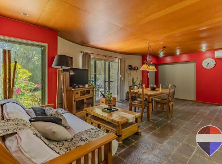 Casa · 123m² · 4 Ambientes · 2 Cocheras