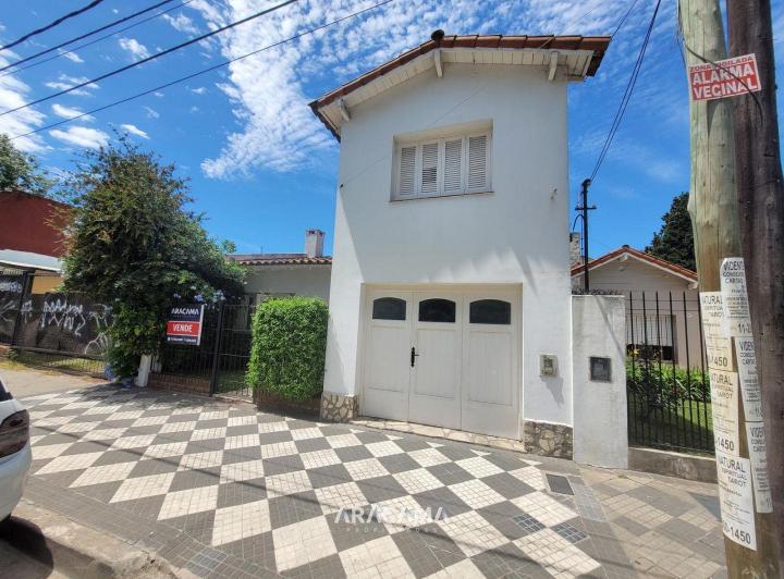 Casa · 123m² · 4 Ambientes · 1 Cochera