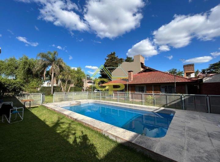 Casa · 109m² · 3 Ambientes · 1 Cochera
