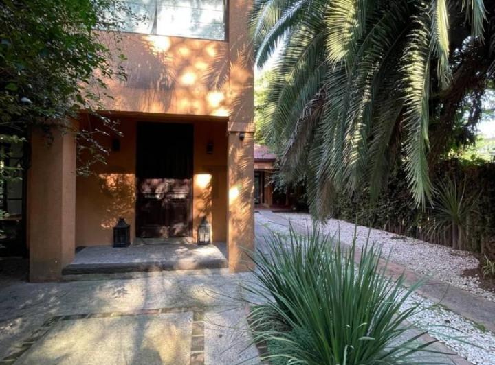 Casa · 217m² · 5 Ambientes