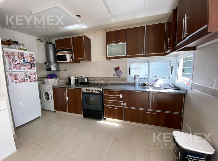 Casa · 72m² · 3 Ambientes · 1 Cochera