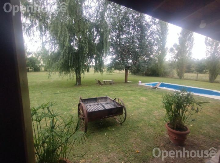 Casa · 3243m² · 3 Ambientes