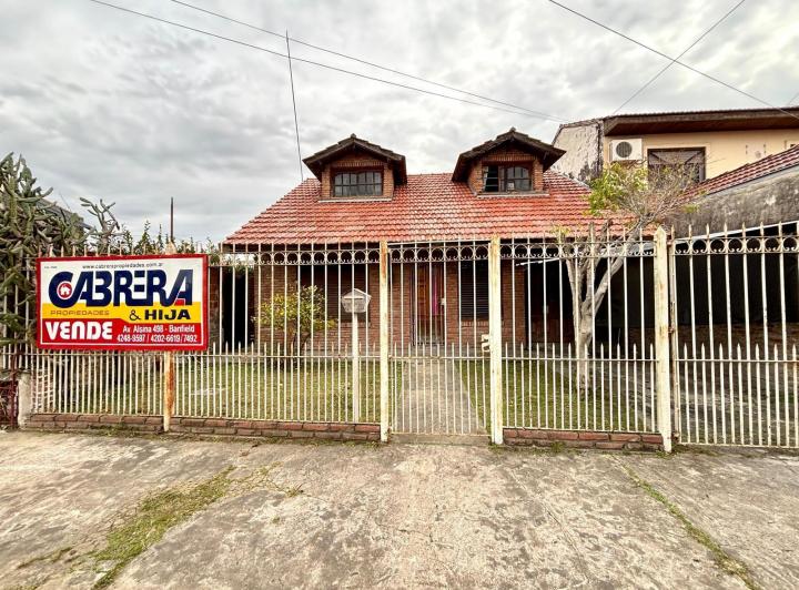 Casa · 132m² · 4 Ambientes · 1 Cochera