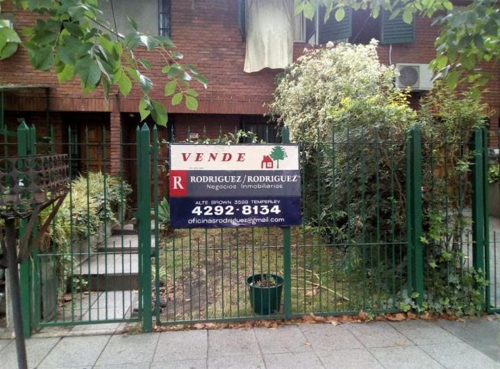 Casa · 65m² · 3 Ambientes · 1 Cochera