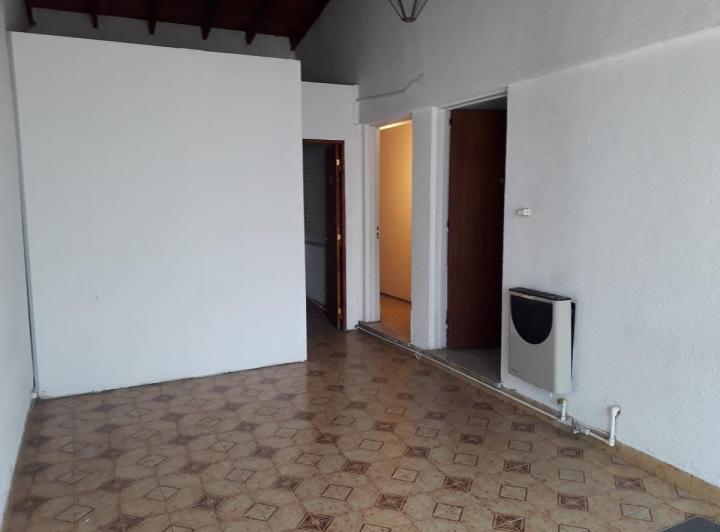 Casa · 120m² · 5 Ambientes · 2 Cocheras