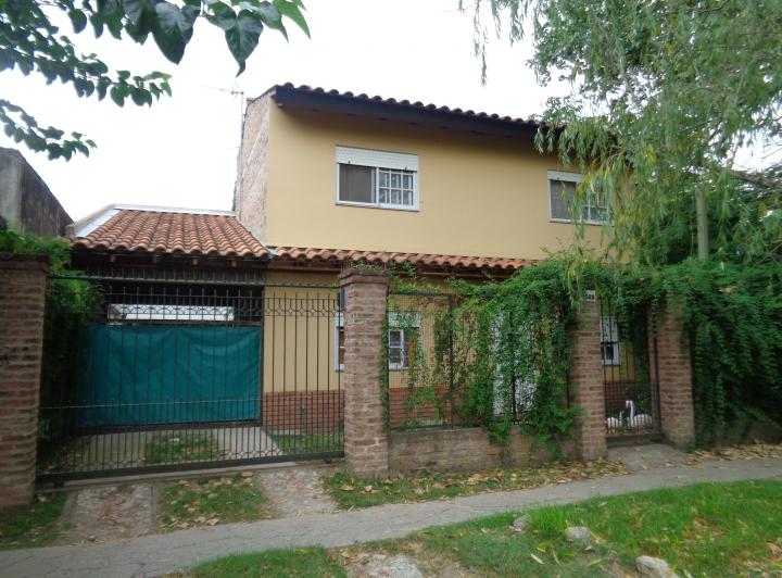 Casa · 120m² · 4 Ambientes · 1 Cochera