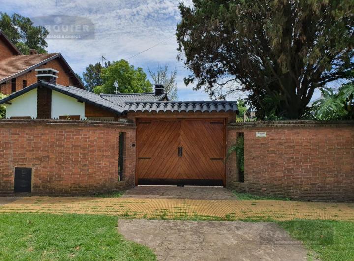 Casa · 190m² · 3 Dormitorios