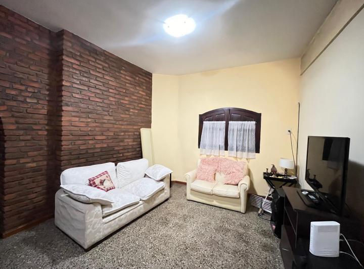 Casa · 70m² · 2 Ambientes · 1 Cochera
