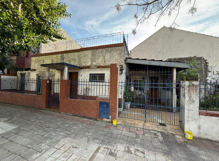 Casa · 110m² · 4 Ambientes · 1 Cochera