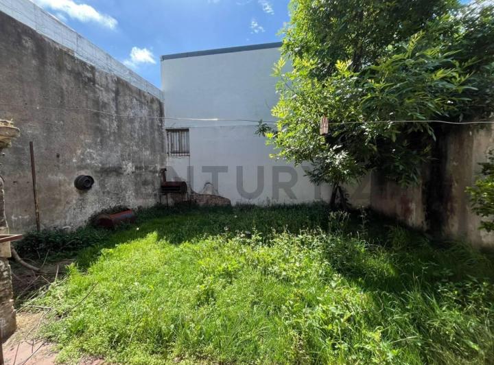 Casa · 80m² · 4 Ambientes · 1 Cochera