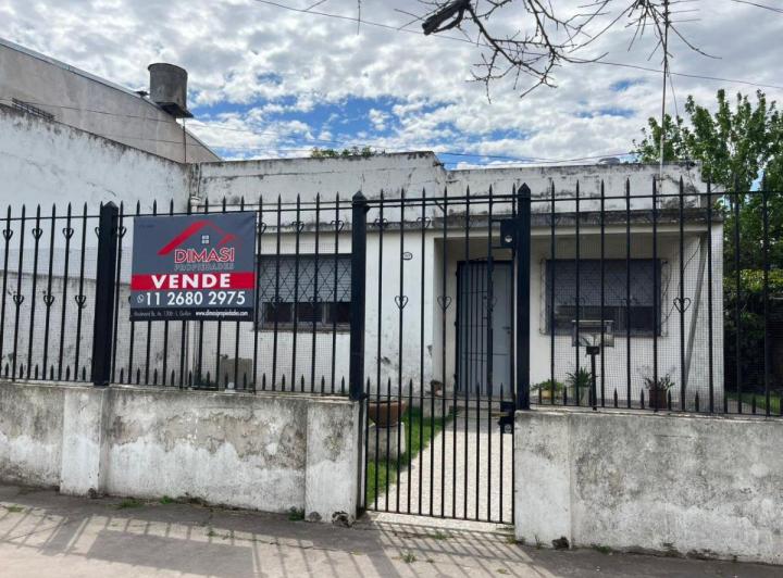 Casa · 90m² · 3 Ambientes · 1 Cochera