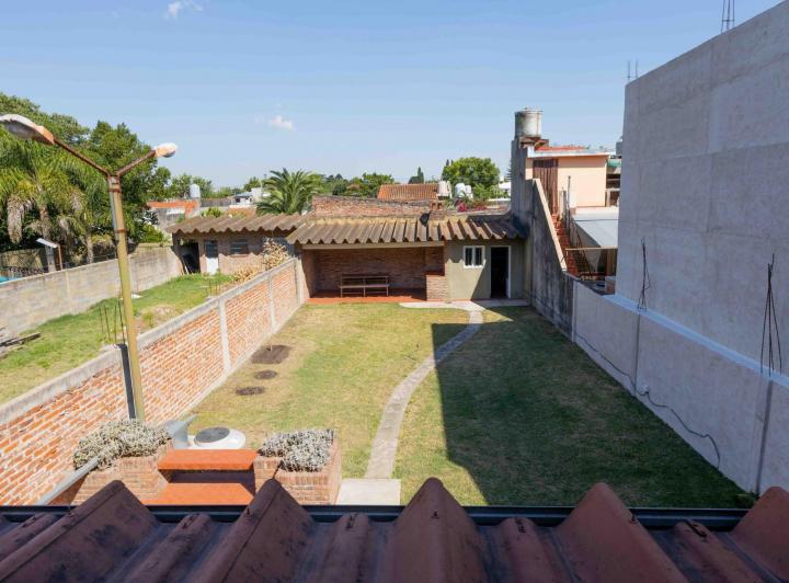 Casa · 200m² · 3 Ambientes · 1 Cochera