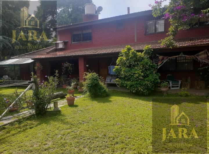Casa · 250m² · 4 Ambientes · 2 Cocheras