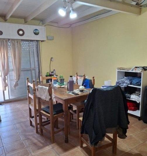 Casa · 250m² · 2 Ambientes