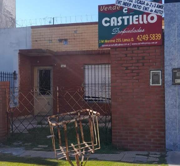 Casa · 1m² · 4 Ambientes · 2 Cocheras