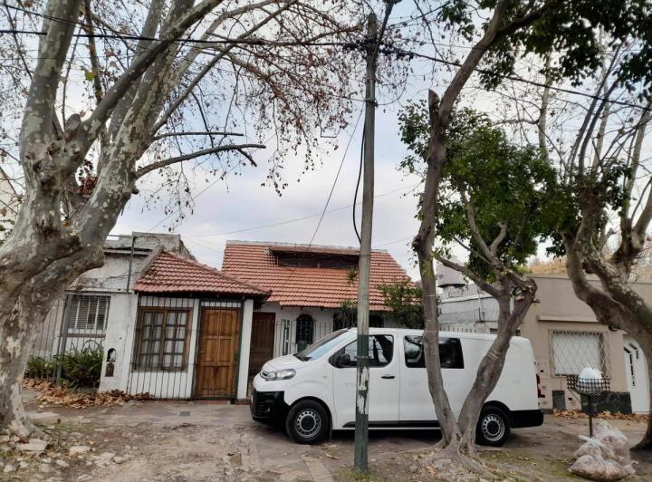 Casa · 4 Ambientes · 1 Cochera