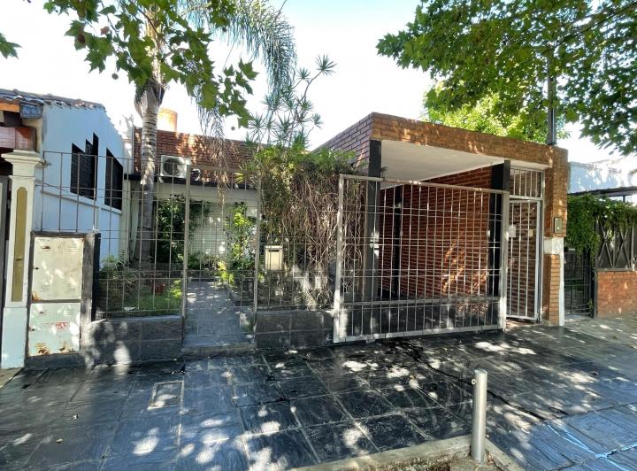 Casa · 120m² · 4 Ambientes · 1 Cochera